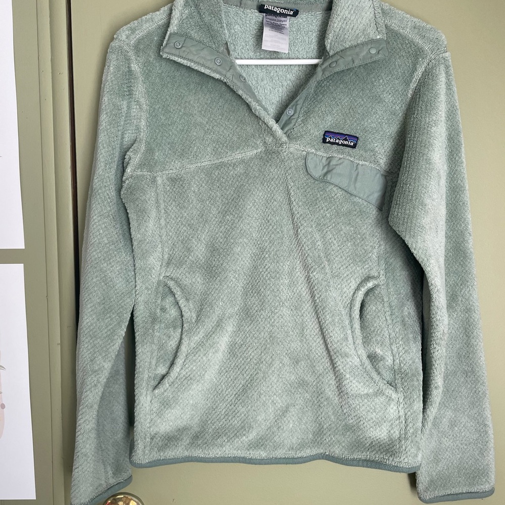 Patagonia Mint Green Snap Fleece - Picture 1 of 7